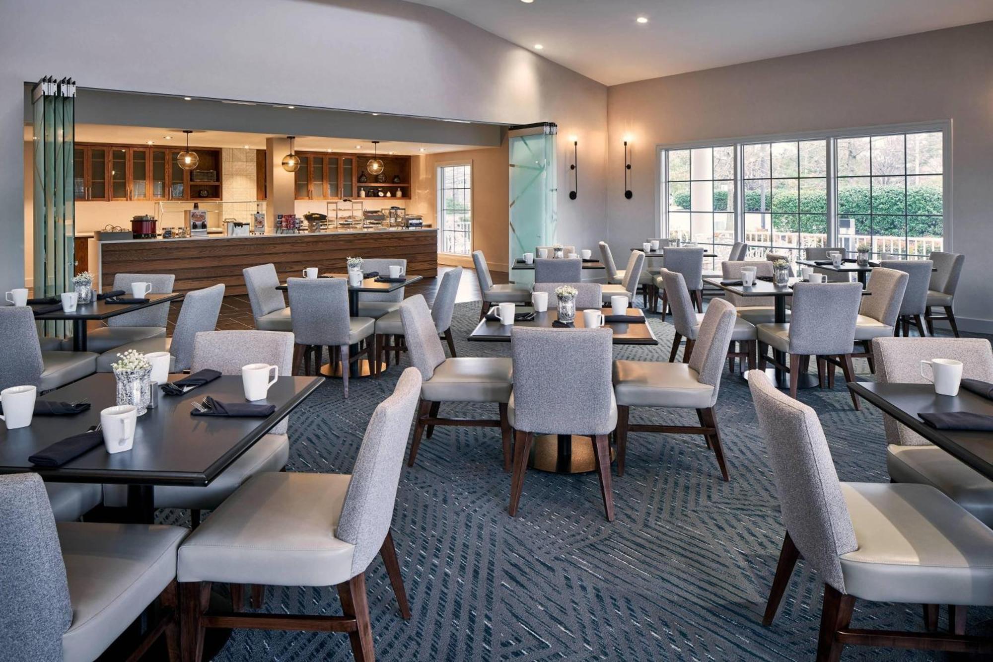 Delta Hotels By Marriott Norfolk Airport Экстерьер фото