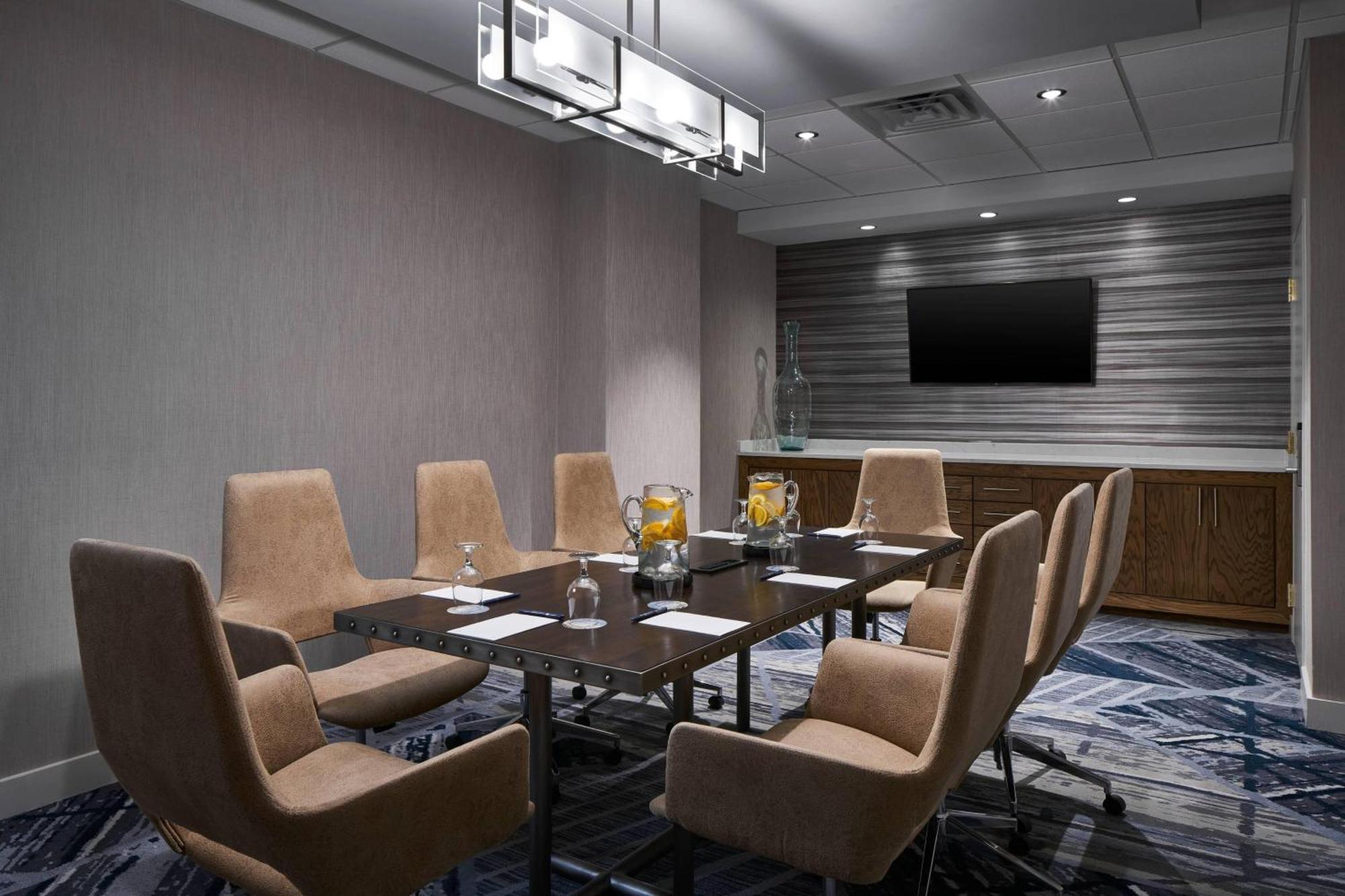 Delta Hotels By Marriott Norfolk Airport Экстерьер фото